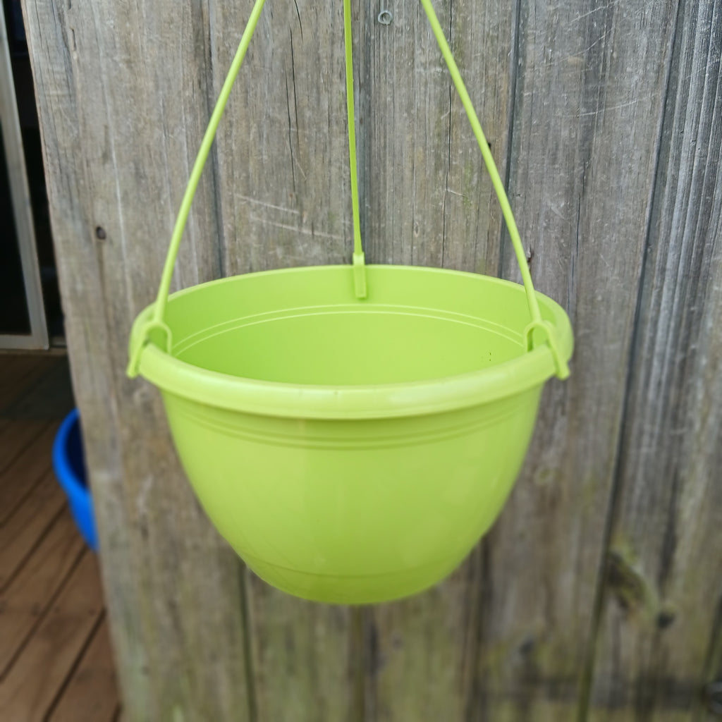 Plastic Hanging Baskets 25cm