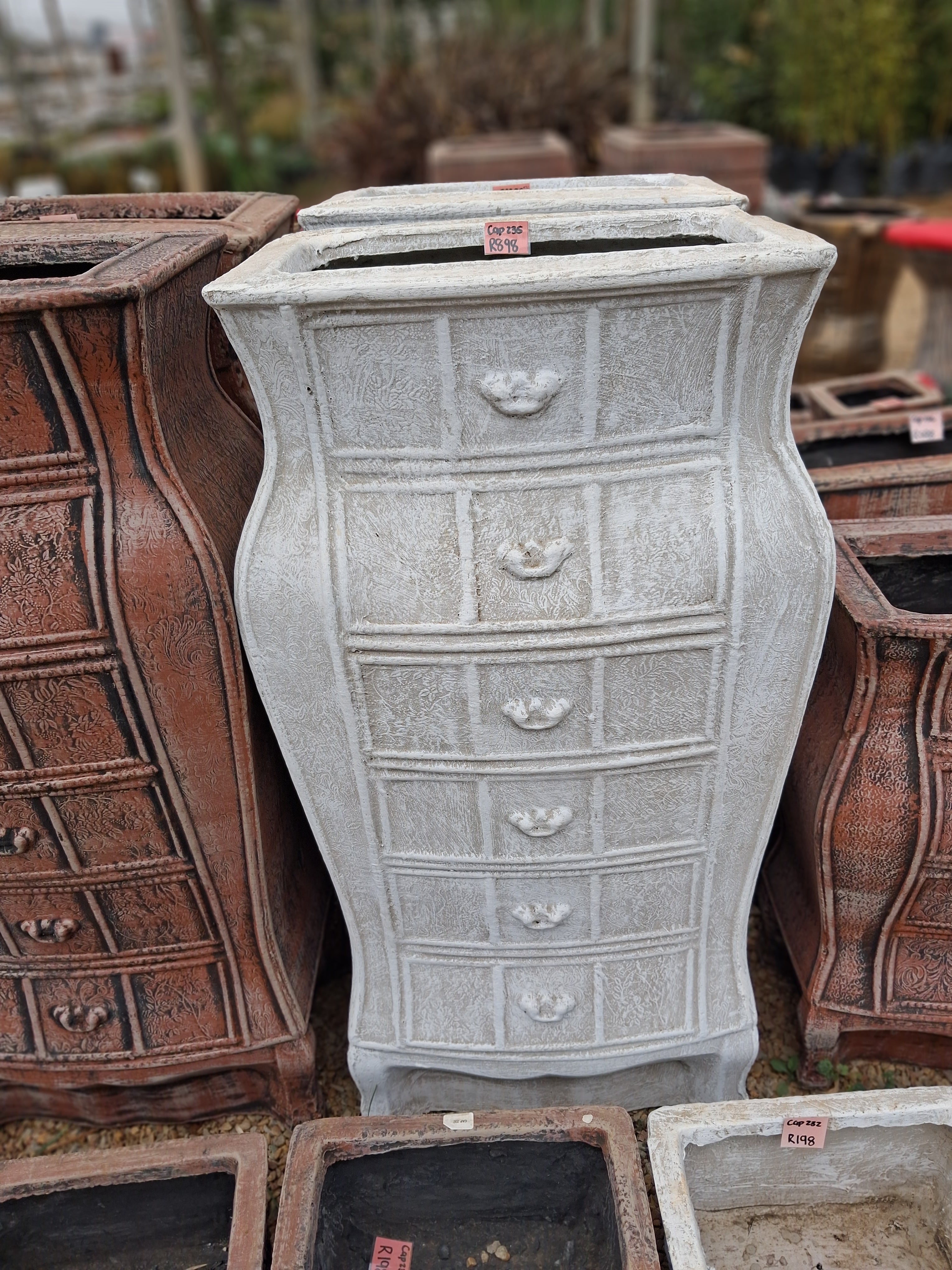 Concrete Chest-Style Planter – White (CAP235)