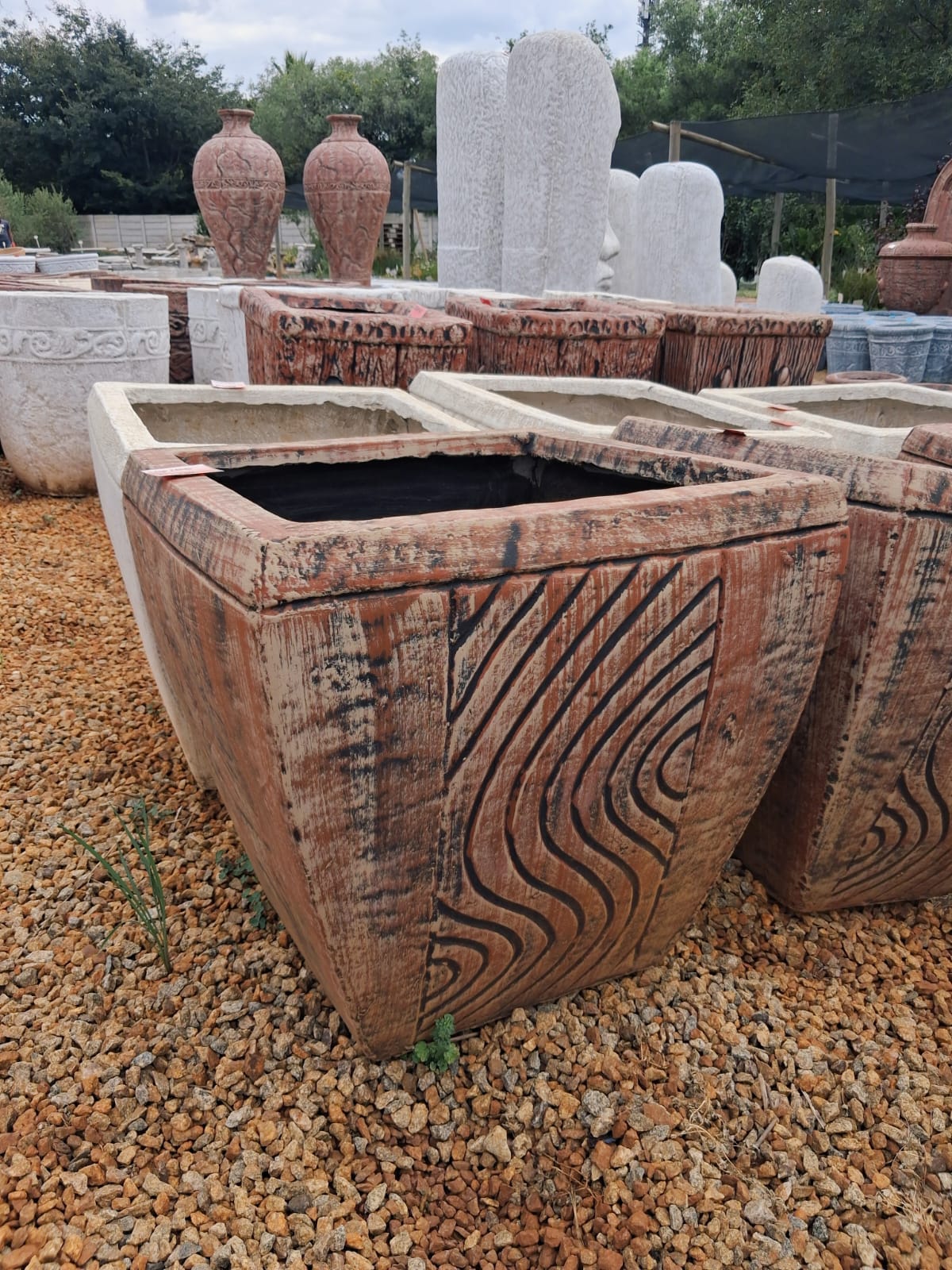 Square Concrete Decorative Line Pattern Planter – Brown (CAP285)