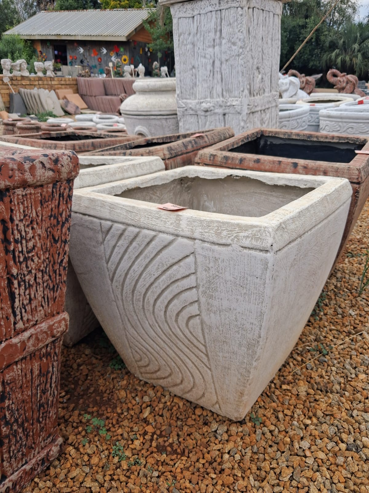 Square Concrete Decorative Line Pattern Planter – White (CAP285)