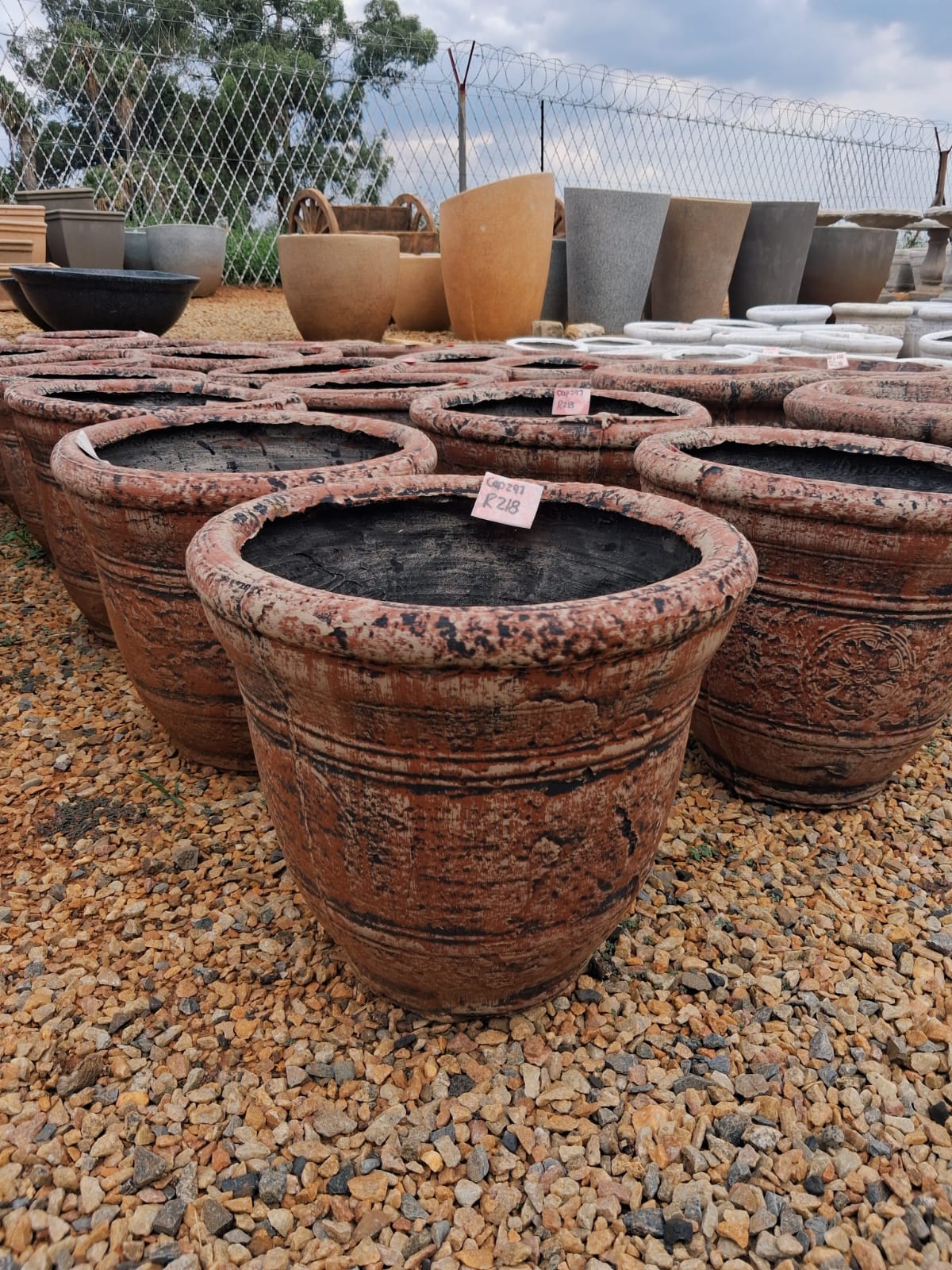 Round Concrete Decorative Planter – Brown (CAP297)