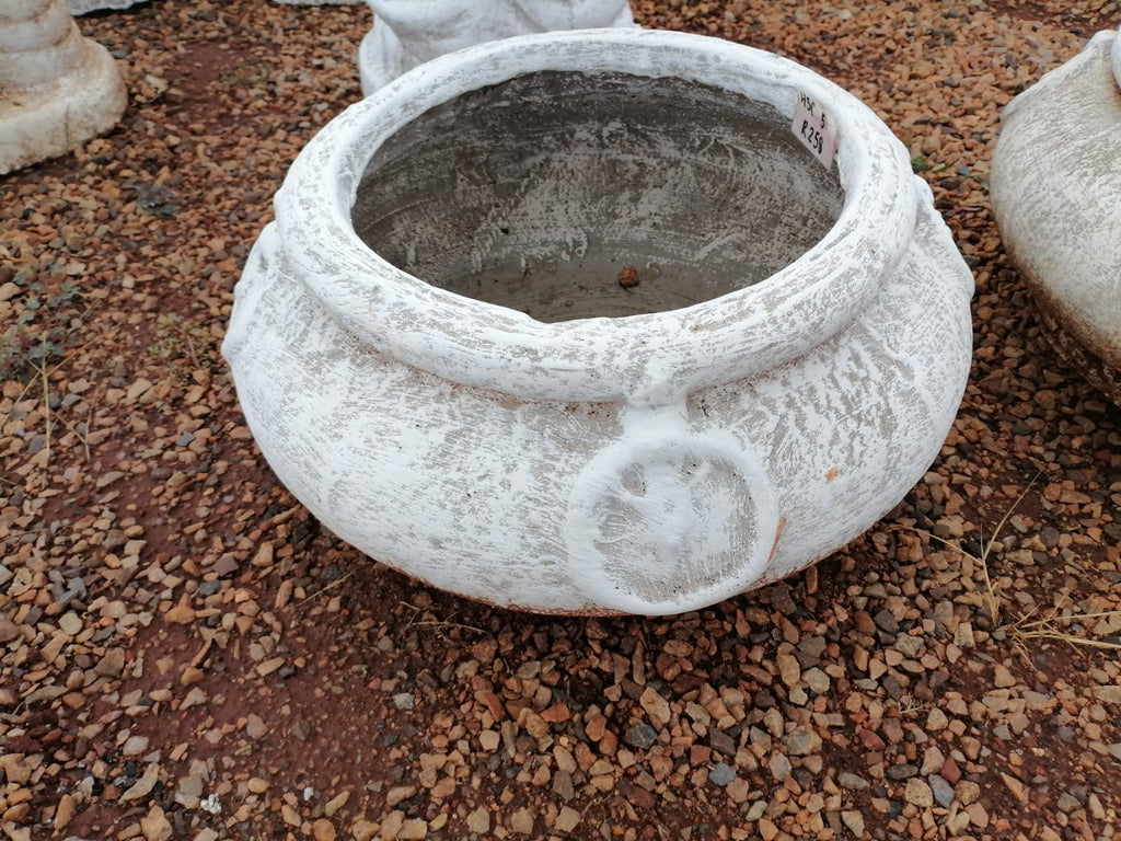 Round Pot Planter with Flower – White (HSC51)
