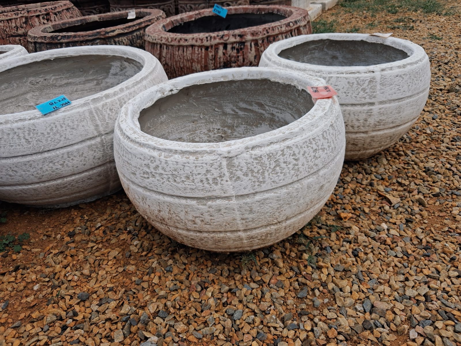 Small Round Pot Planter – White (HSC71)