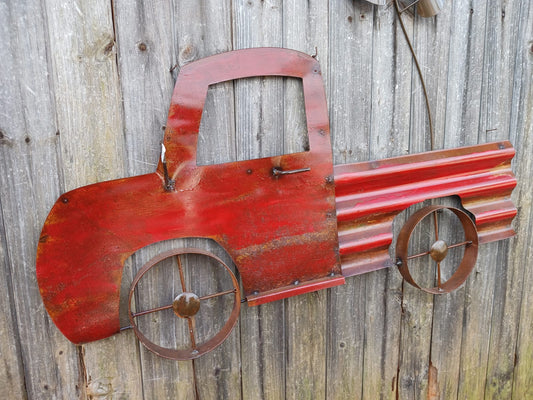 Rusty Wall Truck