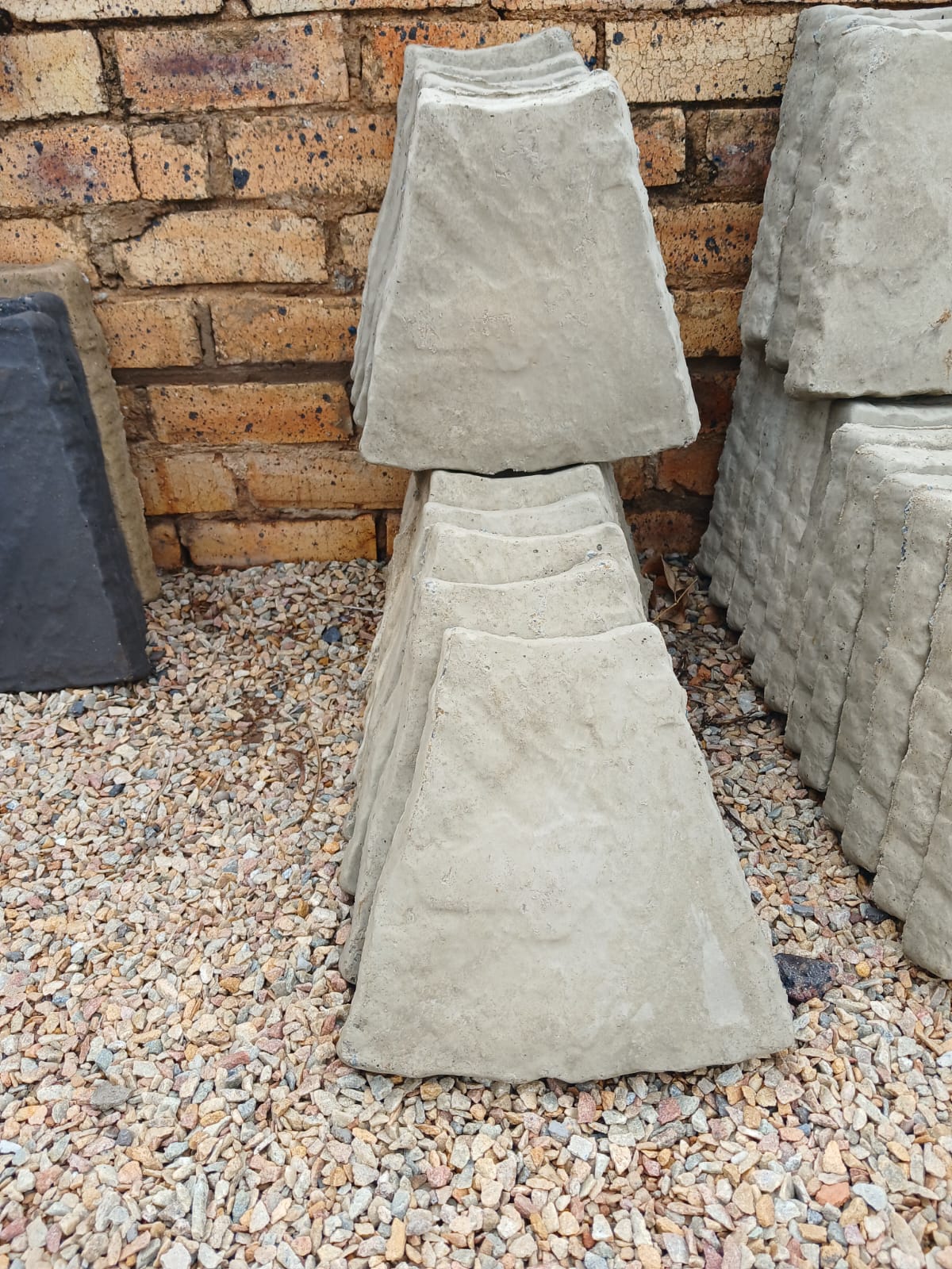 Large Circle Line 2 Cement