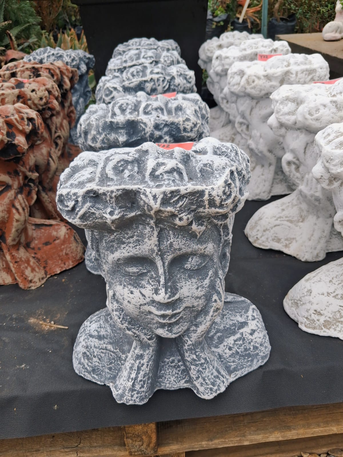 Boy Head Planter – Grey (Y22)