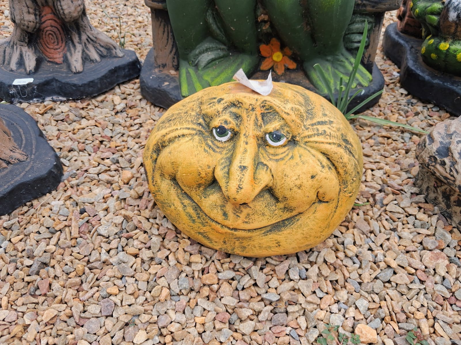 Painted Pumpkin Face Décor (Y31)